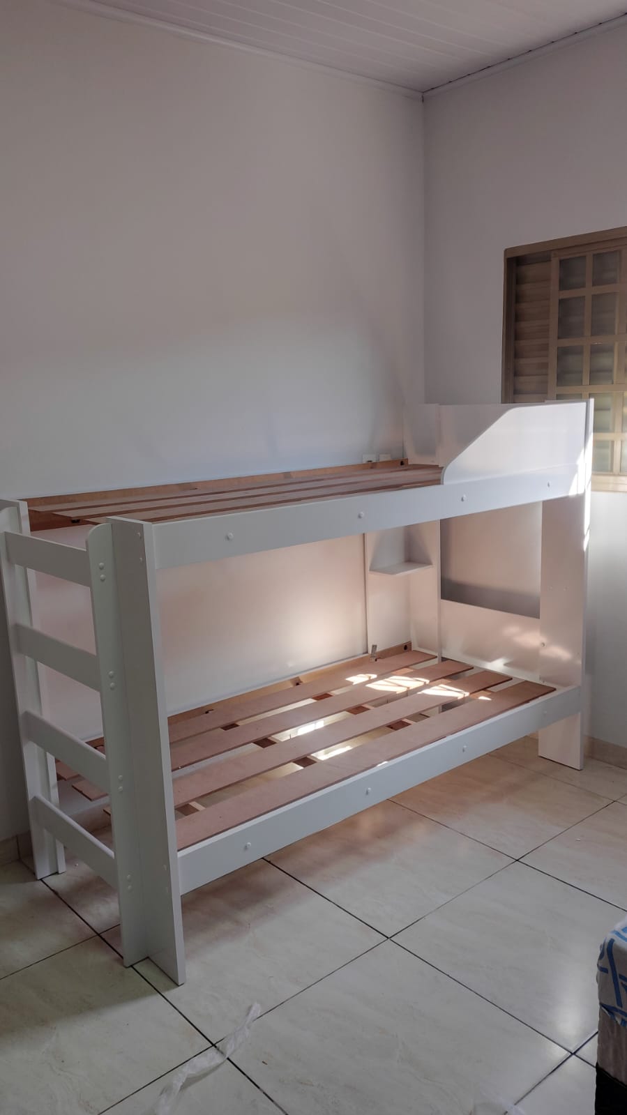 Beliche branca montada pela Art7 em Jataí GO
